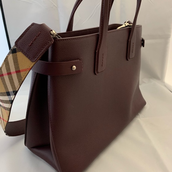 NEW Burberry Medium Banner Tote in Mahogany Red - Picture 7 of 8